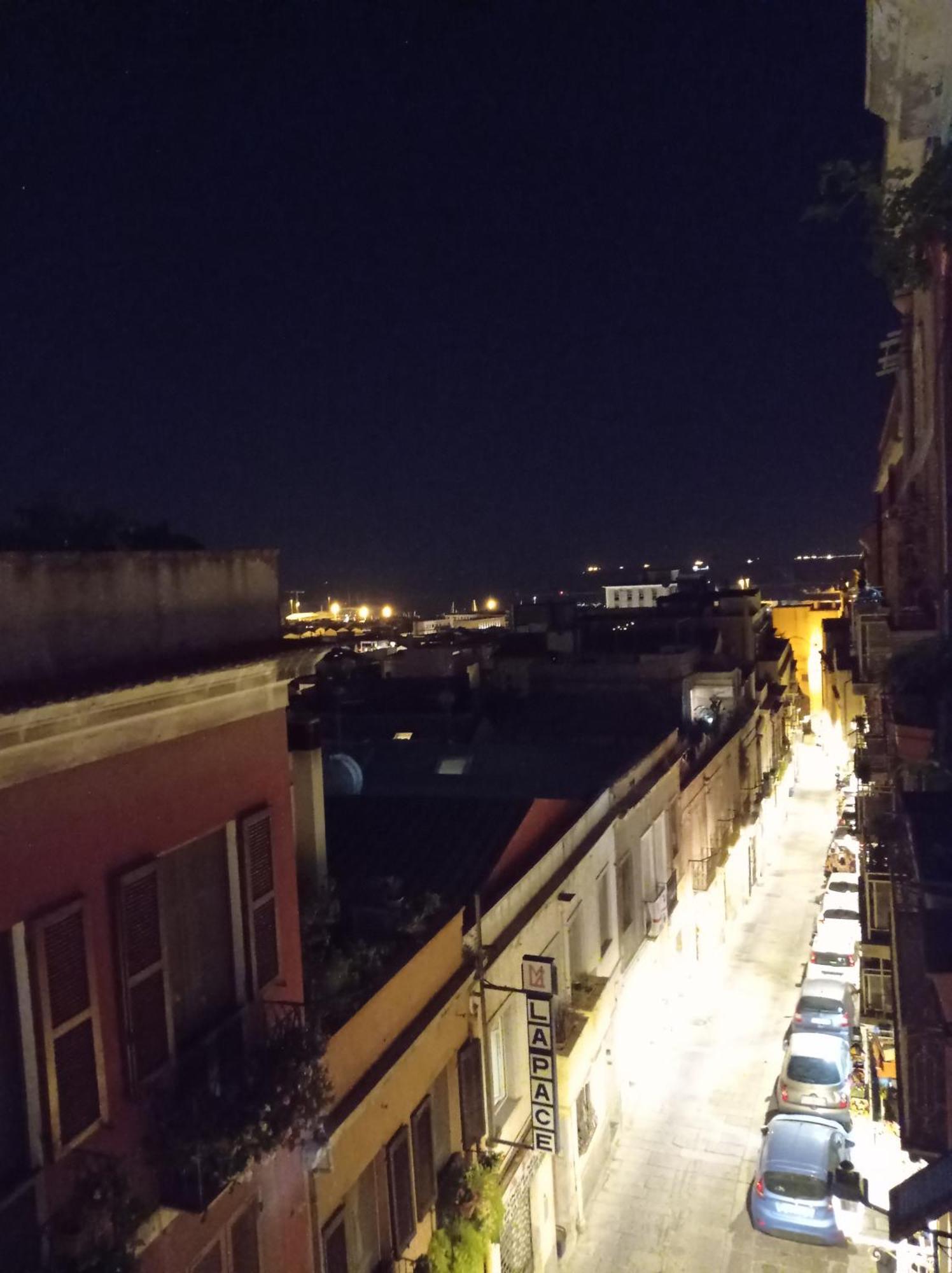 Central Moon Cagliari Vista Mare 部屋 写真